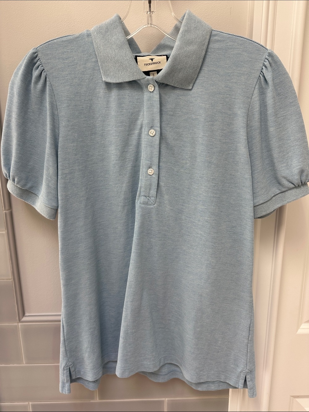 Tuckernuck Sz Small short puff sleeve top nwot